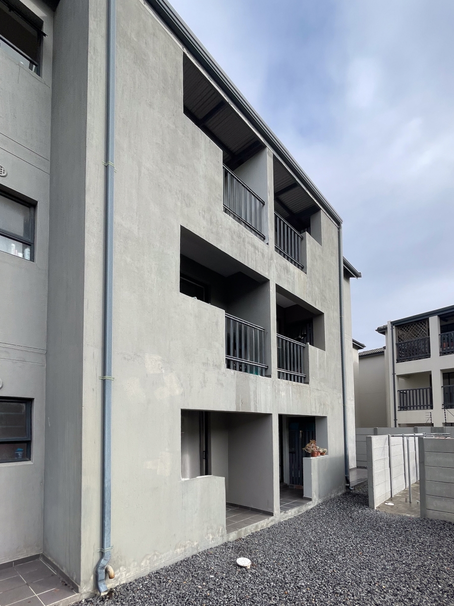 2 Bedroom Property for Sale in Parklands Western Cape